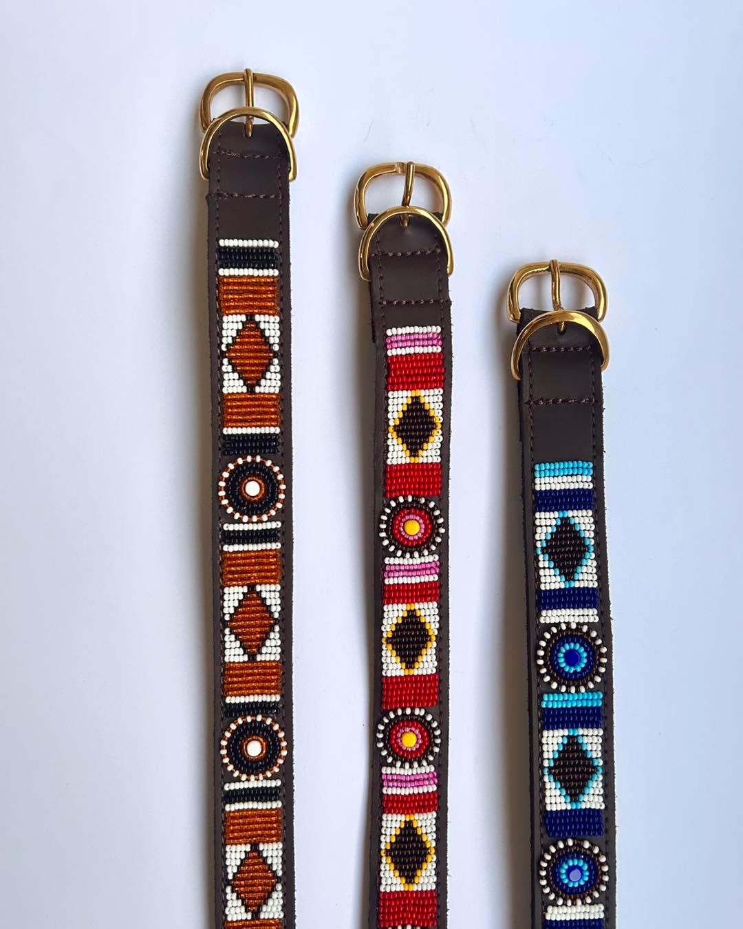 Sendo esta uma marca com produtos 100% feitos à mão no Quénia, não podiam faltar padrões mais étnicos e com inspiração na cultura dos Maasai! 🇰🇪Os nomes destes padrões: MAASAI - KAMBA - SAMBURU